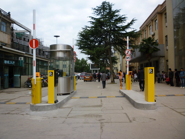 車牌識別系統(tǒng)多方面的應(yīng)用彰顯其在安防行業(yè)中的優(yōu)勢