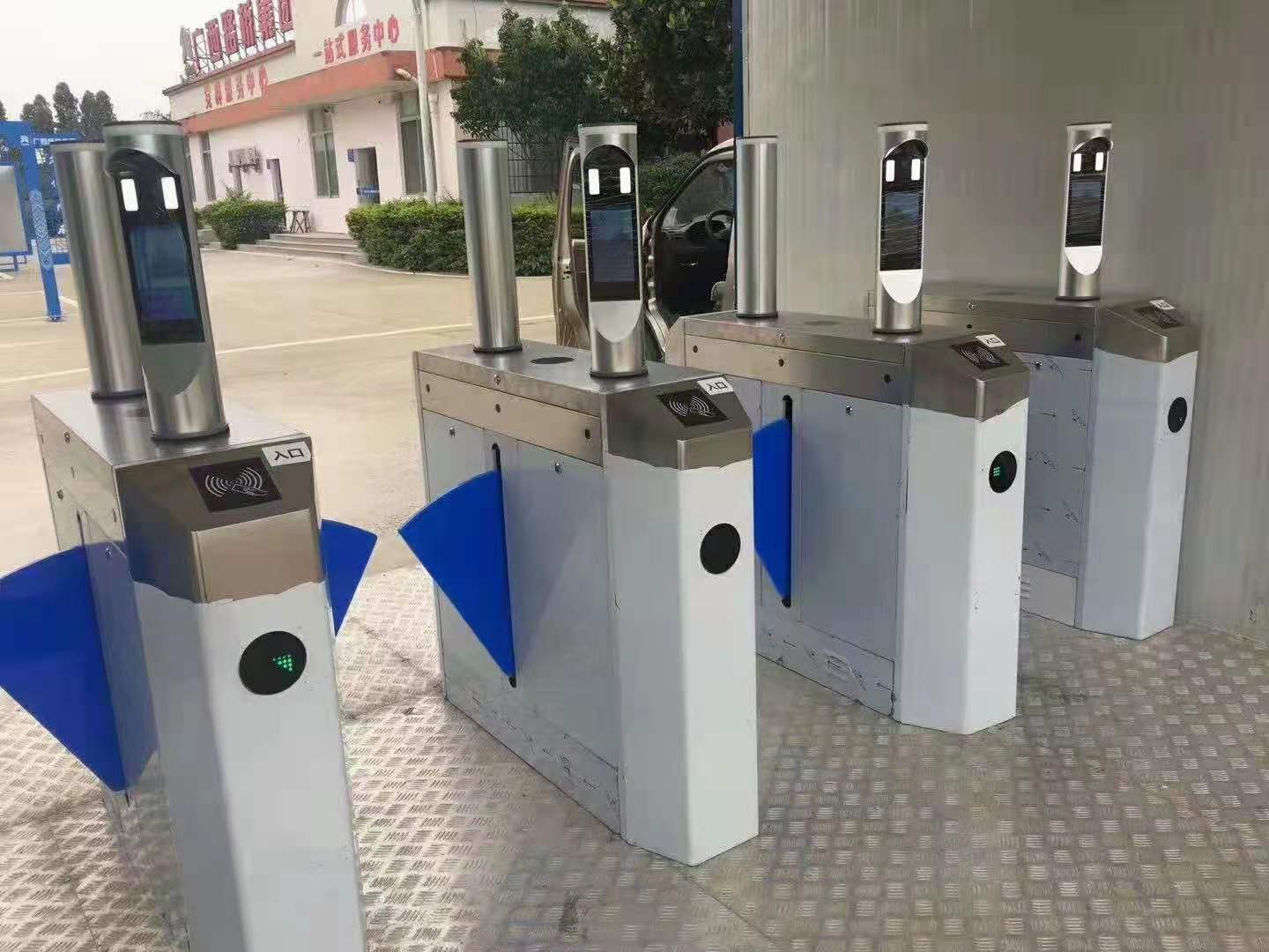 人臉識別系統在工地上的使用